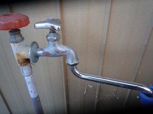 屋外水栓の水漏れ修理